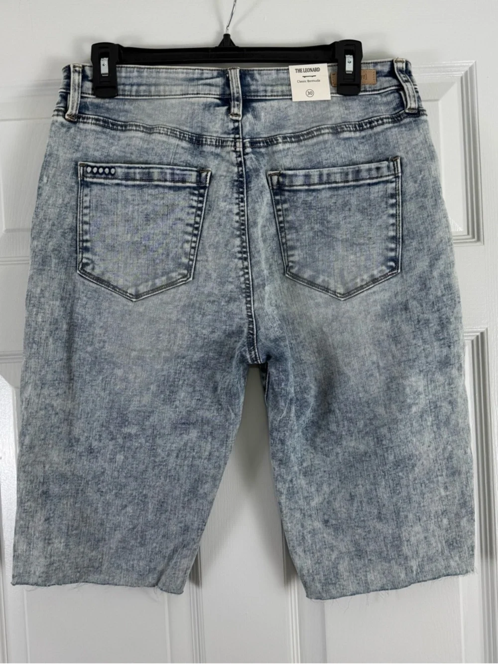 NWT Blank NYC Y2K Light Acid Wash Denim Jeans Shorts Size 30 Inseam 12 1/2”